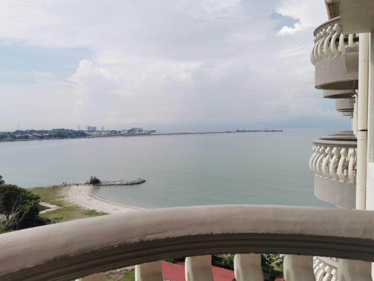 Beach View Private Apartment Port Dickson Esterno foto